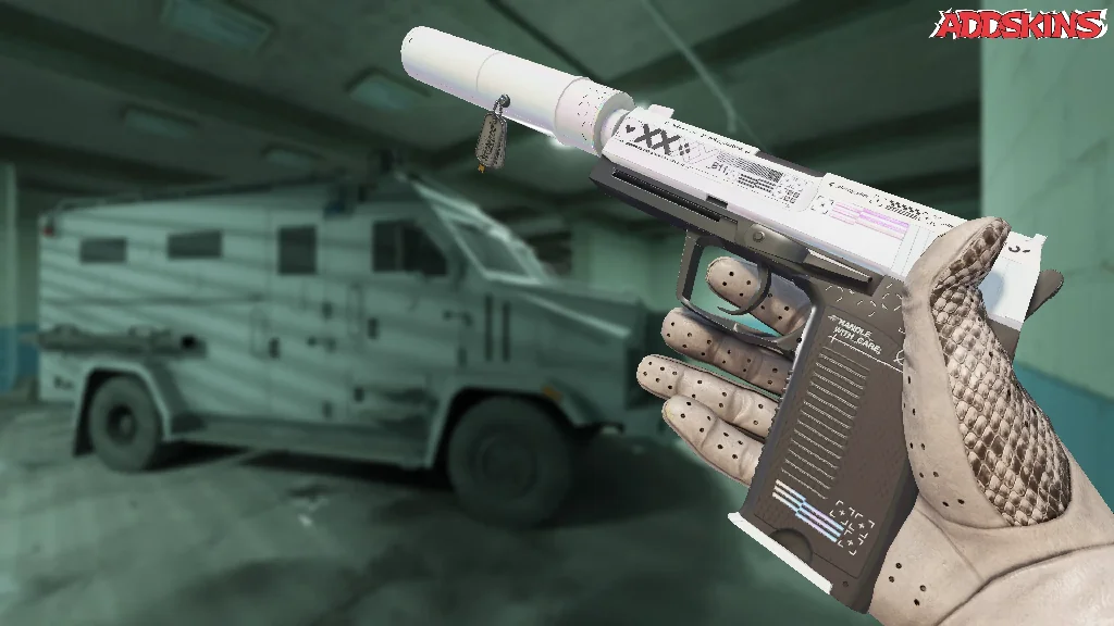 Charm | Austin 2025 Highlight | USP King inspecting