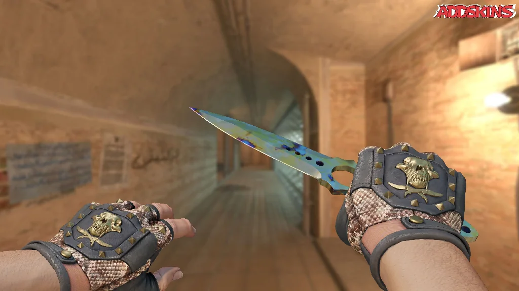 ★ Skeleton Knife | Case Hardened holding