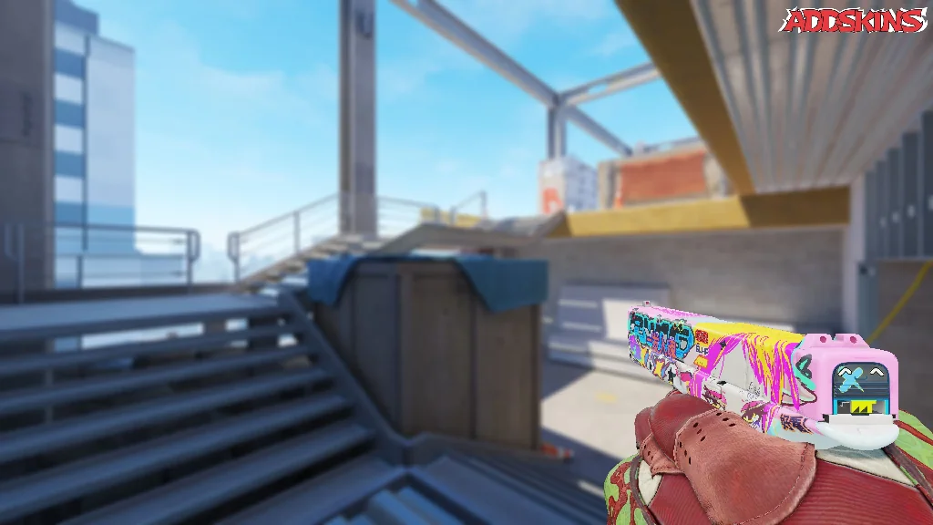 Glock-18 | Fully Tuned holding