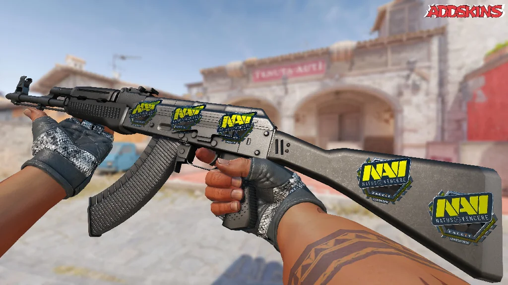Sticker | Natus Vincere (Foil) | London 2018 inspecting