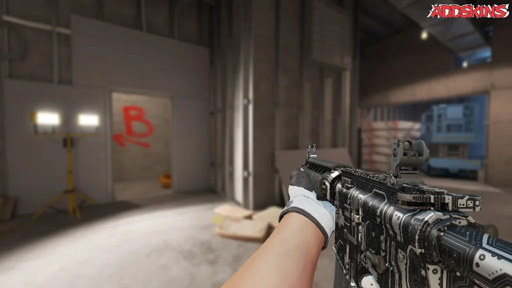 M4A4 | Mainframe holding