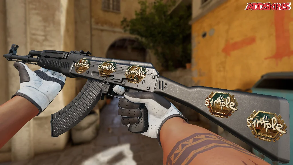 Sticker | s1mple (Gold) | London 2018 inspecting