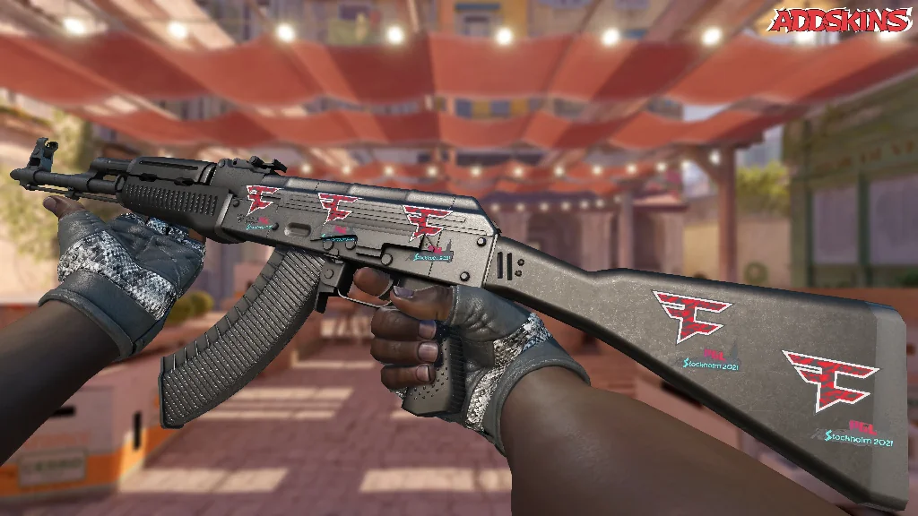 Sticker | FaZe Clan | Stockholm 2021 inspecting