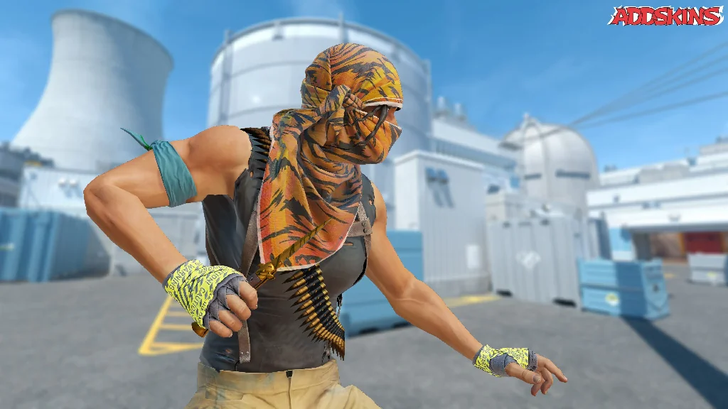 ★ Stiletto Knife | Tiger Tooth pose-3