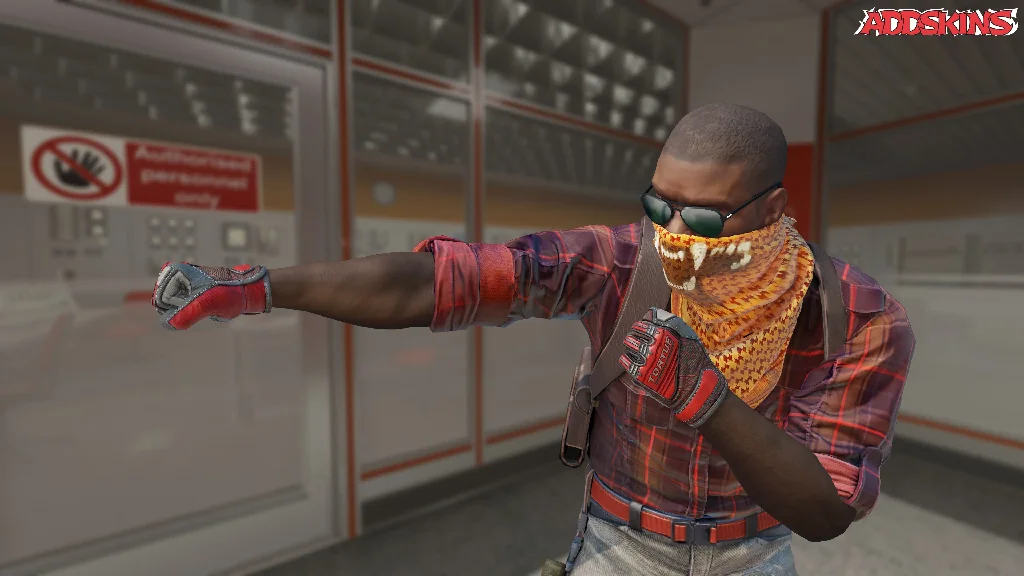★ Specialist Gloves | Crimson Web pose-3