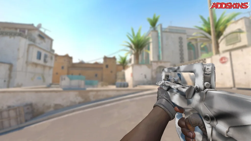 FAMAS | Contrast Spray holding