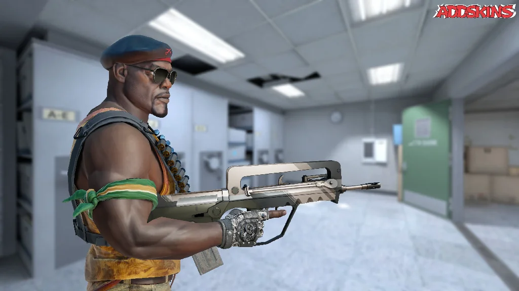 FAMAS | Sergeant pose-3