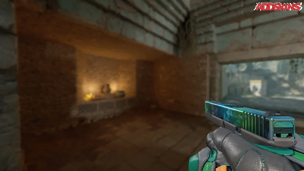 Glock-18 | Gamma Doppler Phase 4 holding