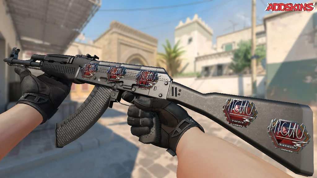 Sticker | MICHU (Foil) | London 2018 inspecting