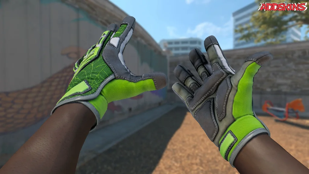 ★ Specialist Gloves | Emerald Web inspecting