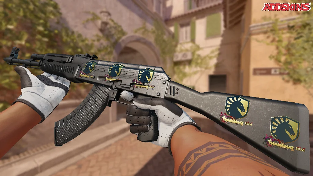 Sticker | Team Liquid (Gold) | Shanghai 2024 inspecting