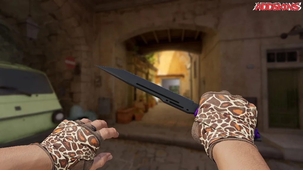 ★ Paracord Knife | Ultraviolet holding