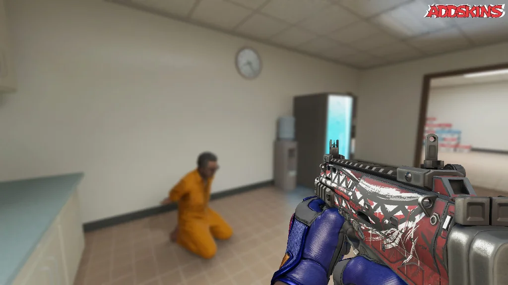 MP7 | Mischief holding