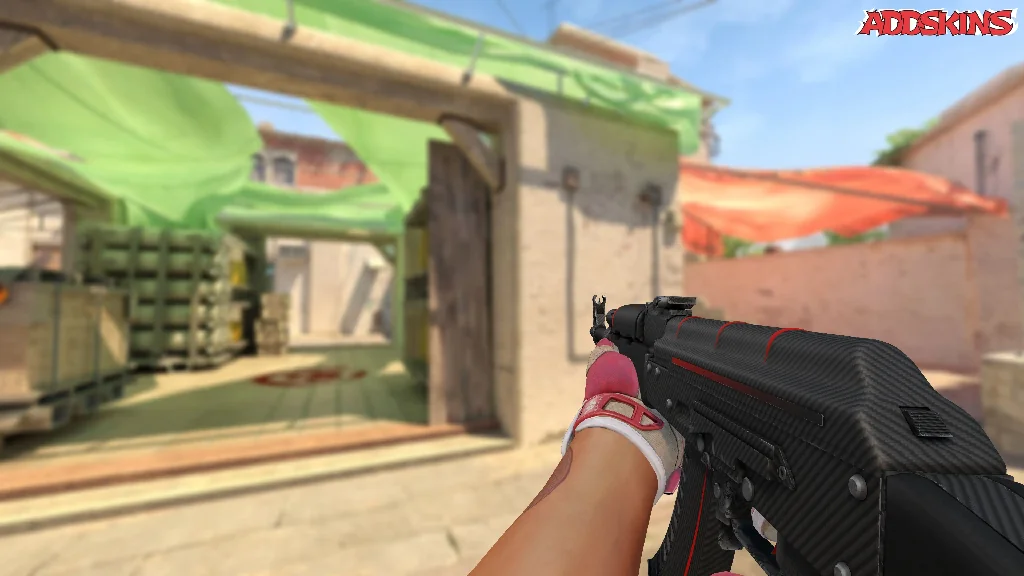 AK-47 | Redline holding