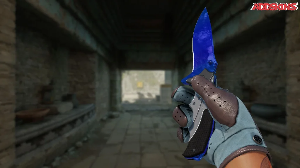 ★ Nomad Knife | Doppler Sapphire inspecting