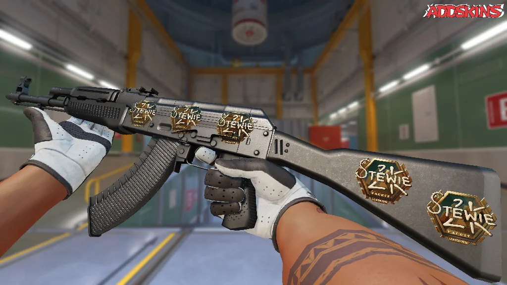 Sticker | Stewie2K (Gold) | London 2018 inspecting
