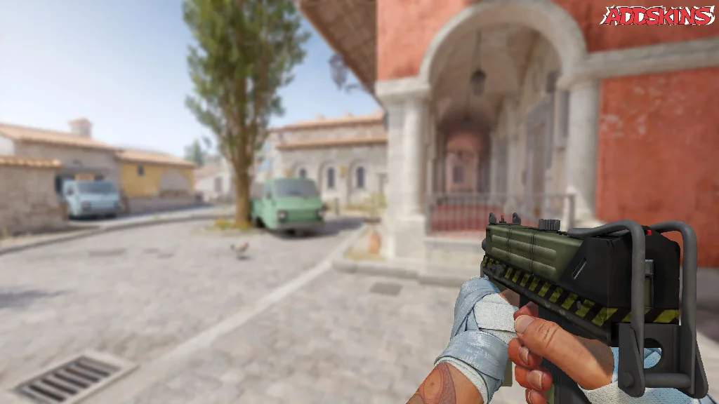 MAC-10 | Classic Crate holding