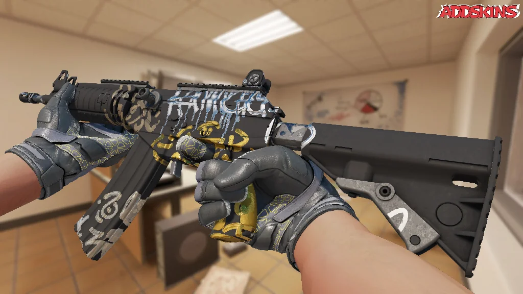 Galil AR | Metallic Squeezer inspecting