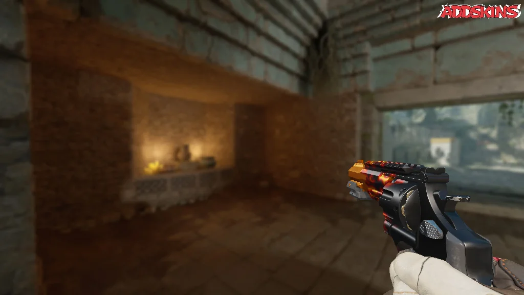 R8 Revolver | Blaze holding