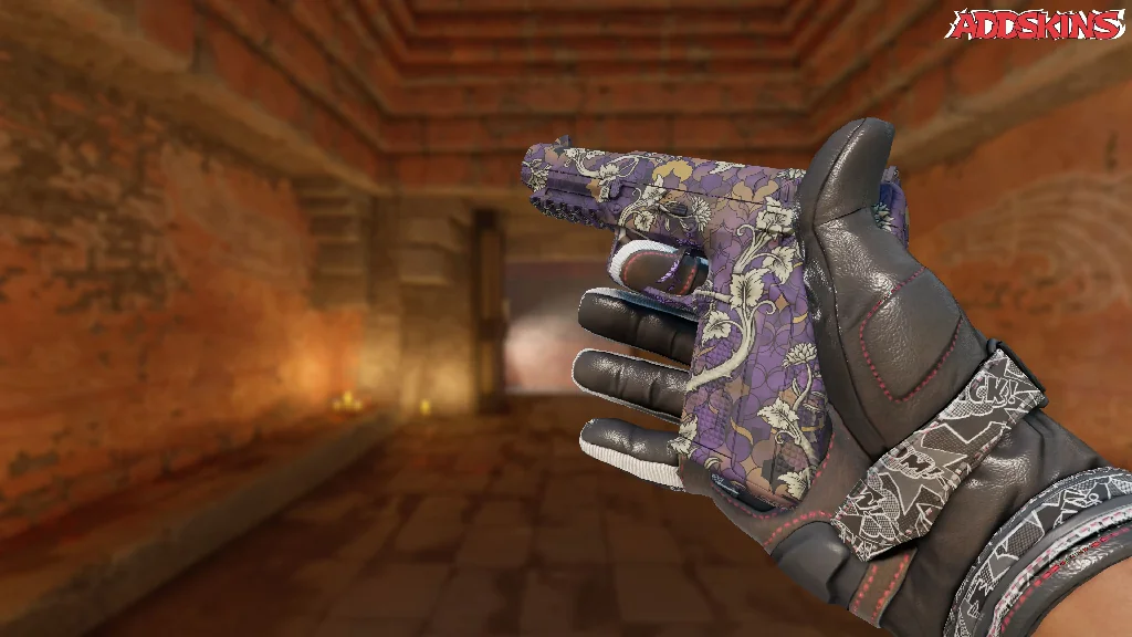 Five-SeveN | Withered Vine inspecting