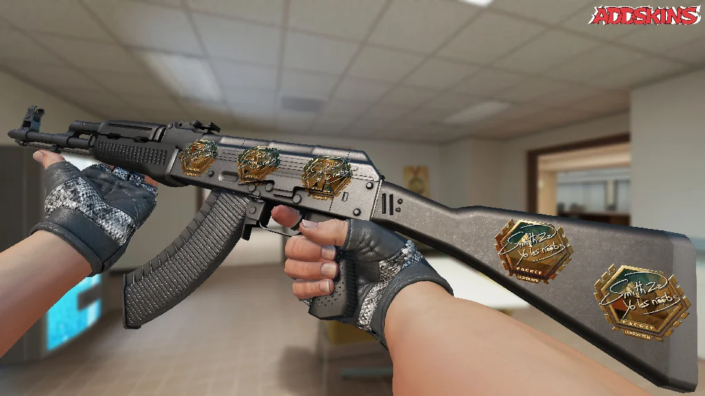Sticker | SmithZz (Gold) | London 2018 inspecting