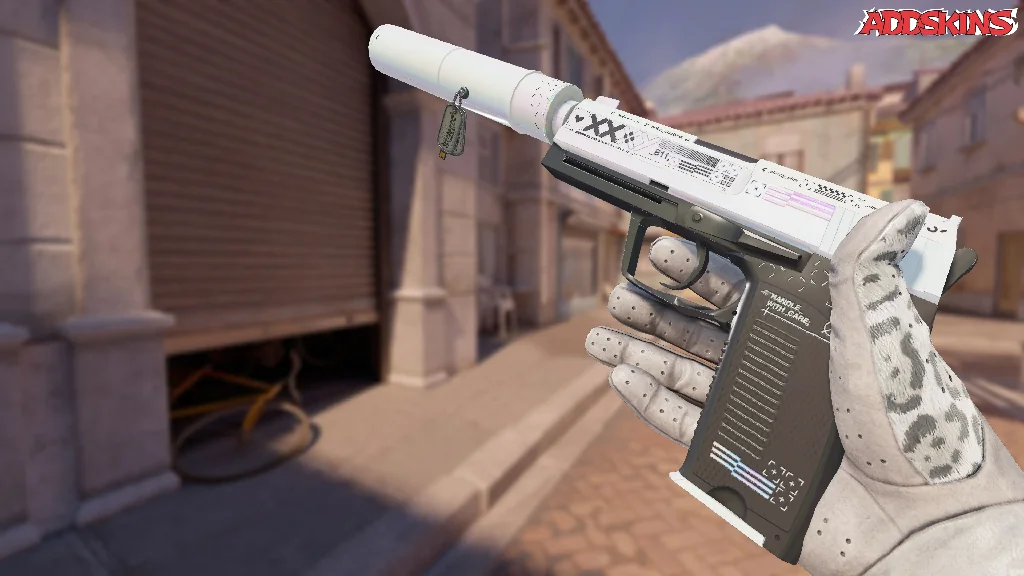 Charm | Austin 2025 Highlight | Cheeky Boost inspecting