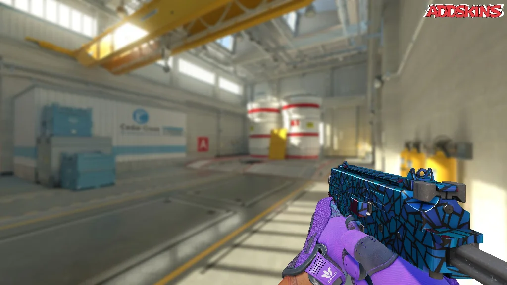 MP9 | Stained Glass holding