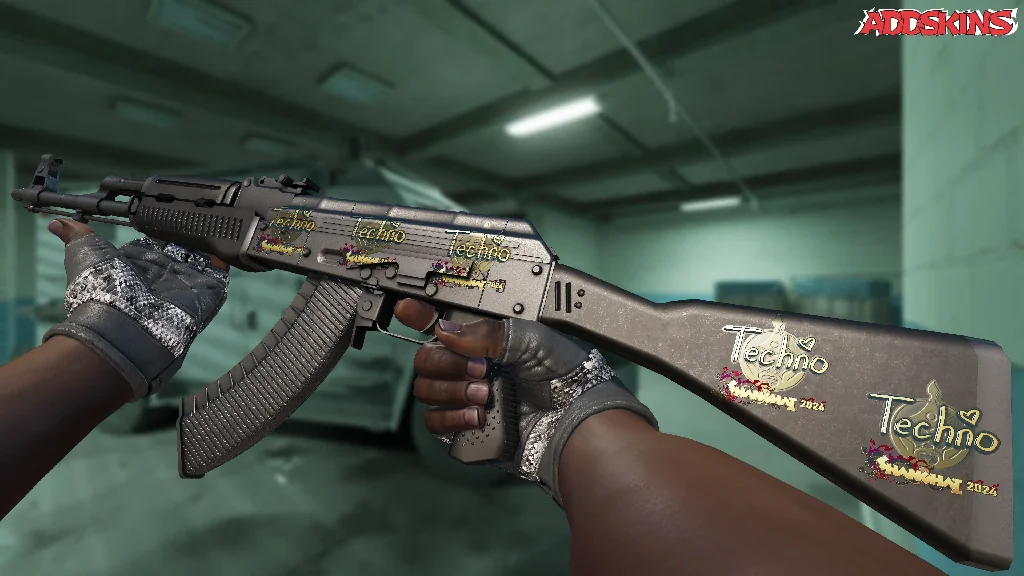 Sticker | Techno4K (Gold) | Shanghai 2024 inspecting