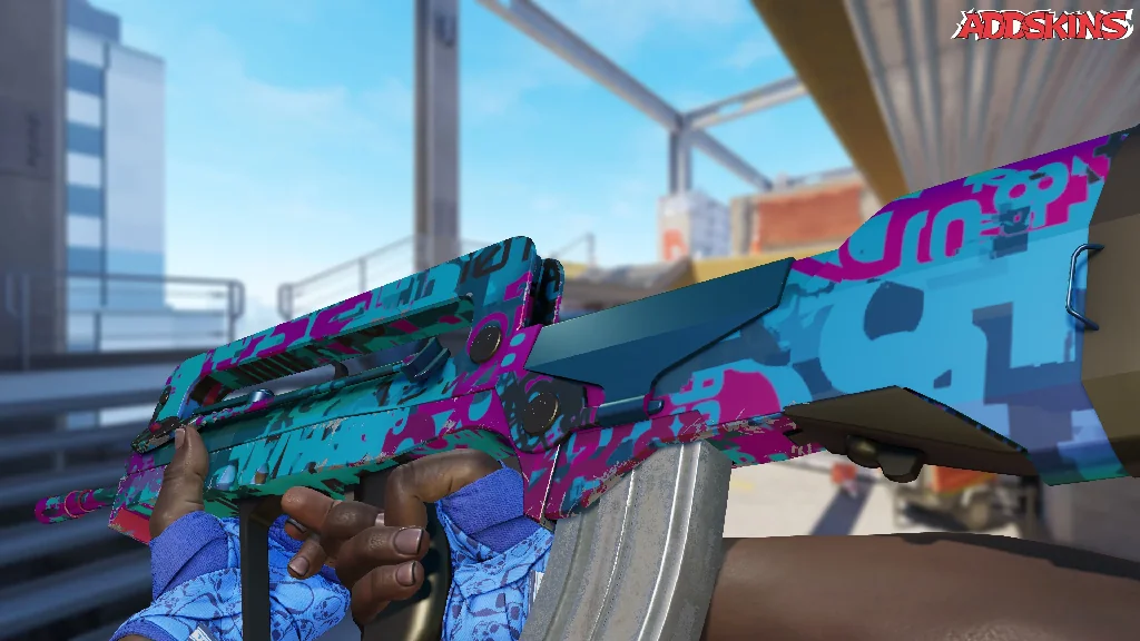 FAMAS | Prime Conspiracy inspecting