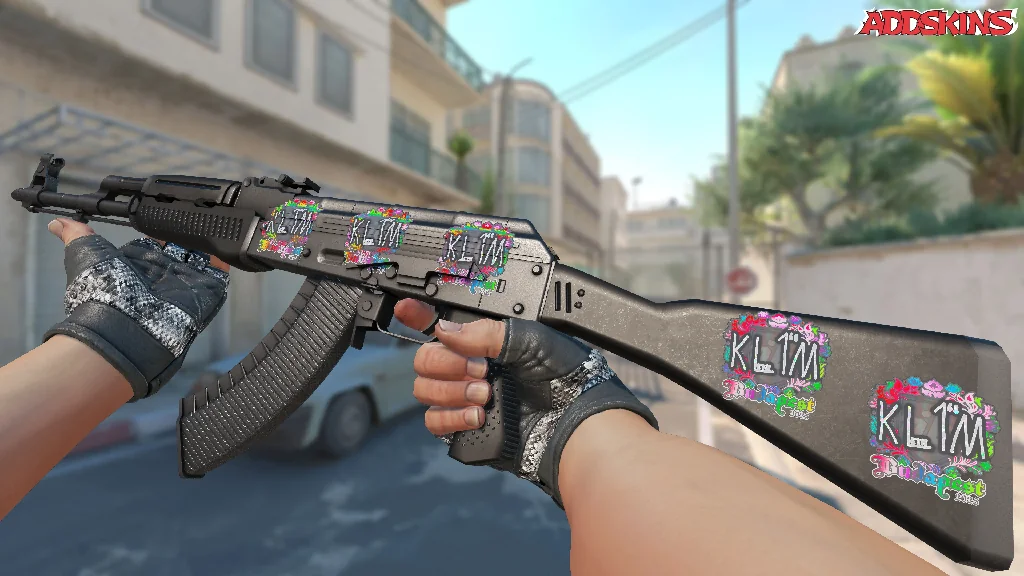 Sticker | kl1m (Holo) | Budapest 2025 inspecting