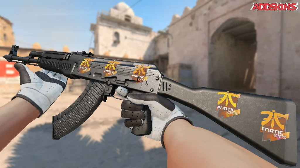 Sticker | Fnatic (Holo) | Boston 2018 inspecting
