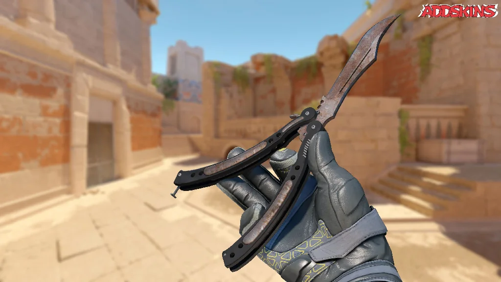 ★ Butterfly Knife | Rust Coat inspecting