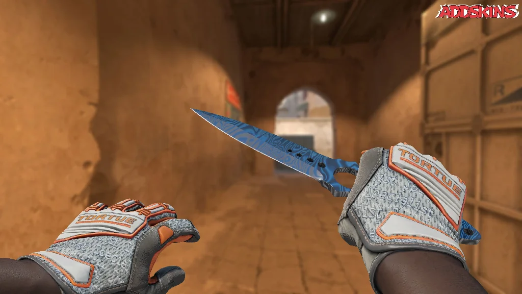 ★ Skeleton Knife | Damascus Steel holding