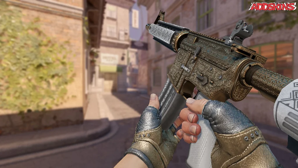 M4A4 | Royal Paladin reloading