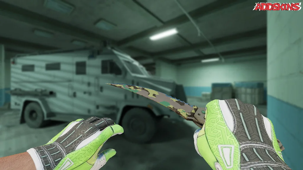 ★ Flip Knife | Boreal Forest holding
