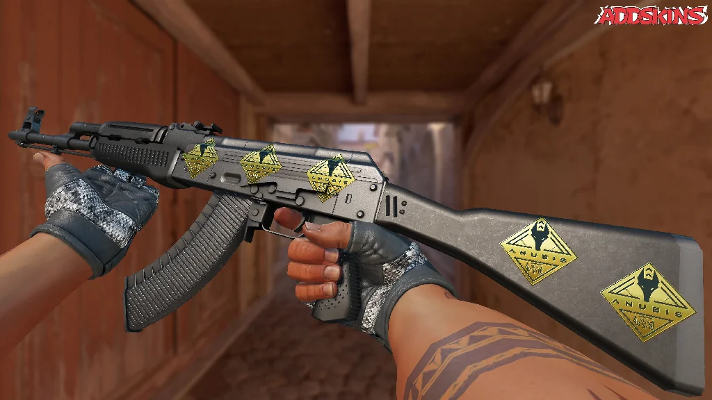 Sticker | Anubis (Gold) inspecting