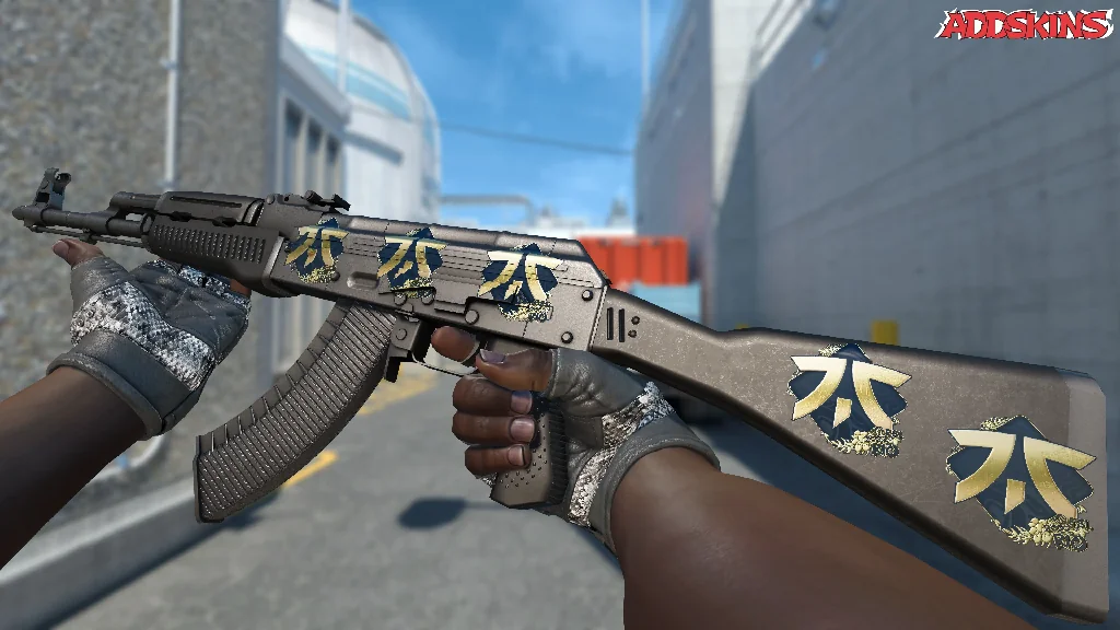Sticker | Fnatic (Gold) | Rio 2022 inspecting