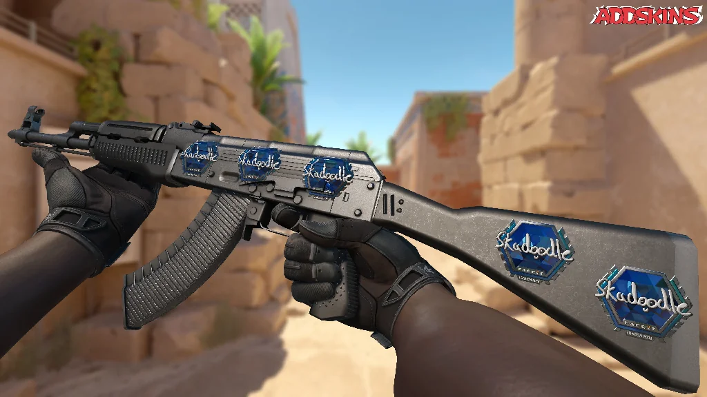 Sticker | Skadoodle (Foil) | London 2018 inspecting