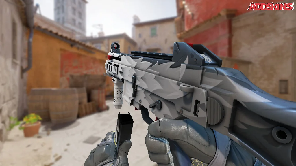 UMP-45 | Arctic Wolf reloading