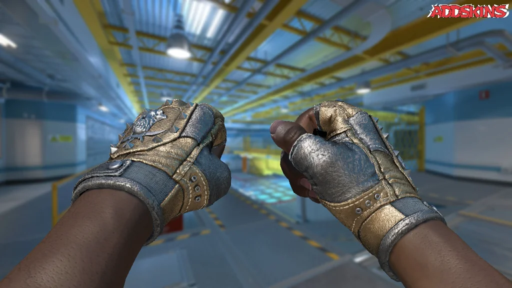 ★ Bloodhound Gloves | Bronzed holding