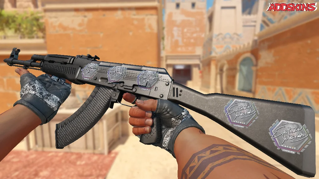Sticker | SmithZz | London 2018 inspecting