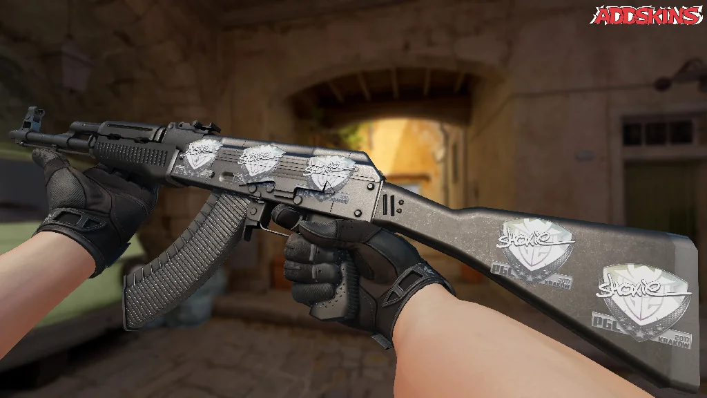 Sticker | shox | Krakow 2017 inspecting