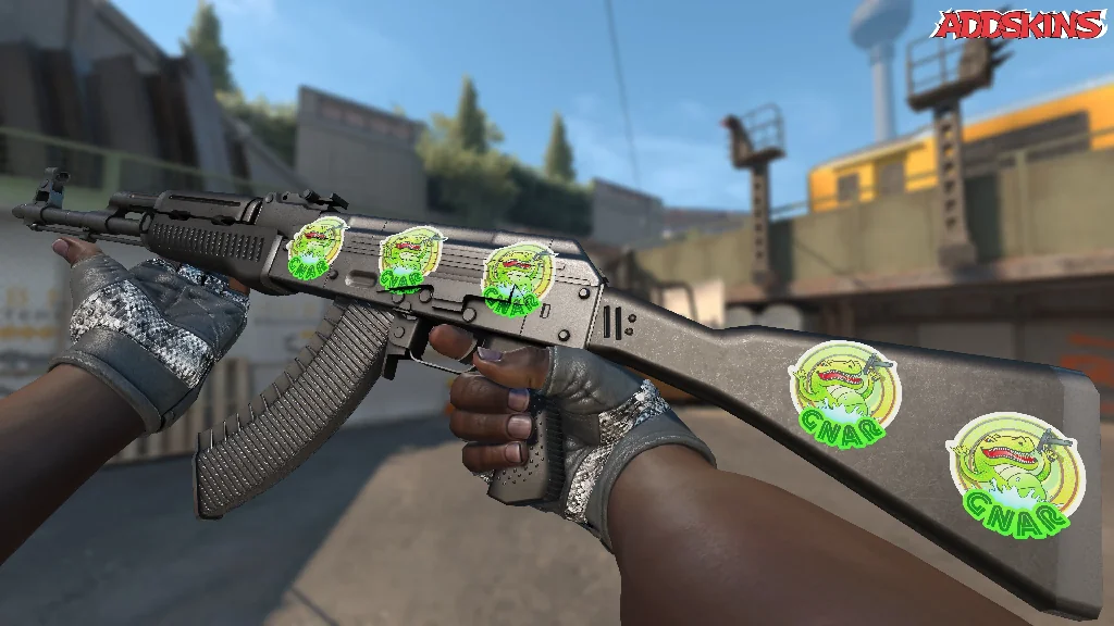 Sticker | Green Gnar inspecting