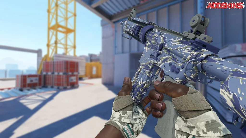 M4A4 | Naval Shred Camo reloading
