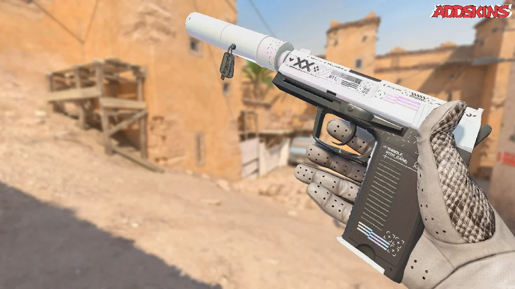 Charm | Austin 2025 Highlight | Clutch King inspecting