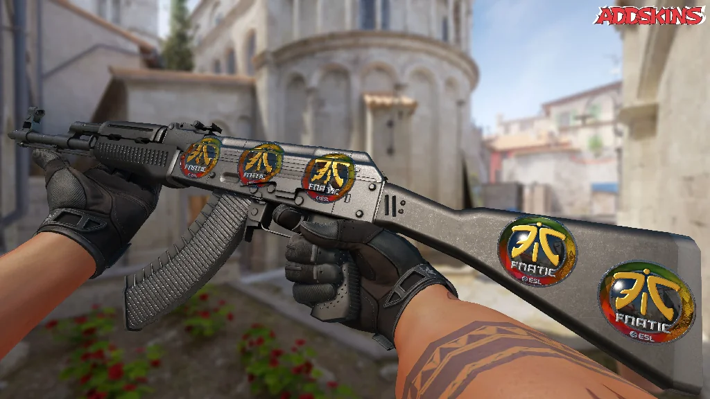 Sticker | Fnatic (Foil) | Katowice 2019 inspecting
