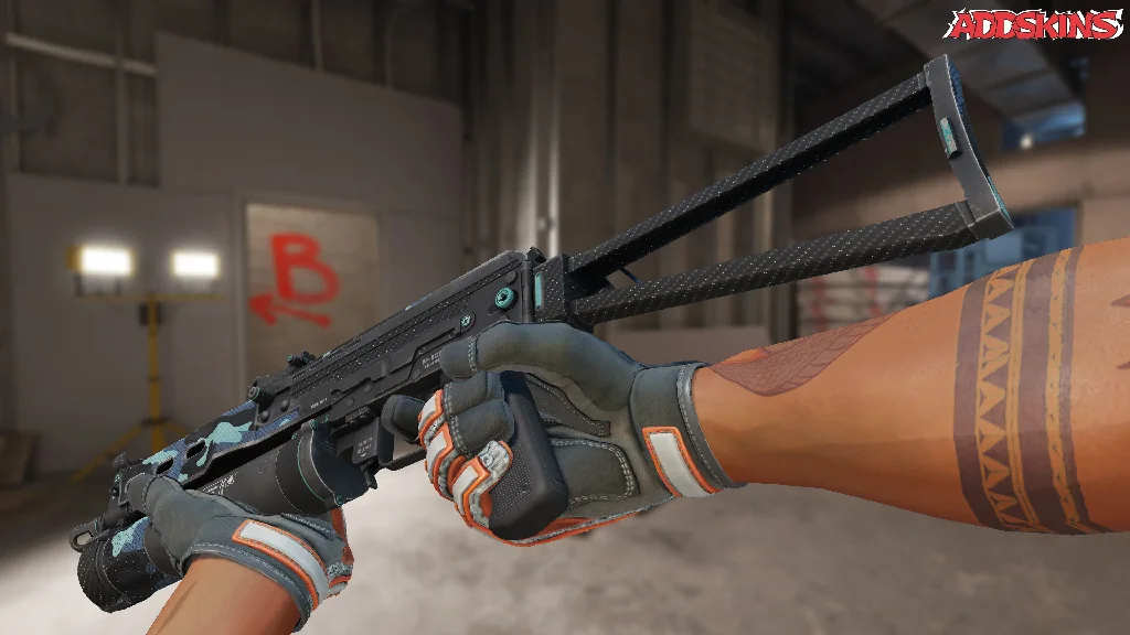 PP-Bizon | Night Riot inspecting