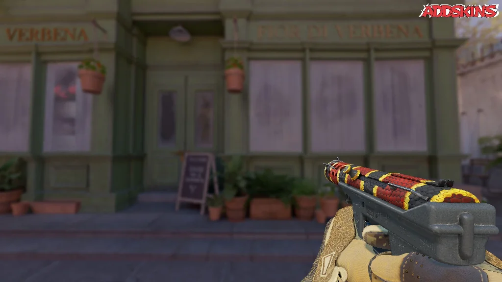 Tec-9 | Snek-9 holding
