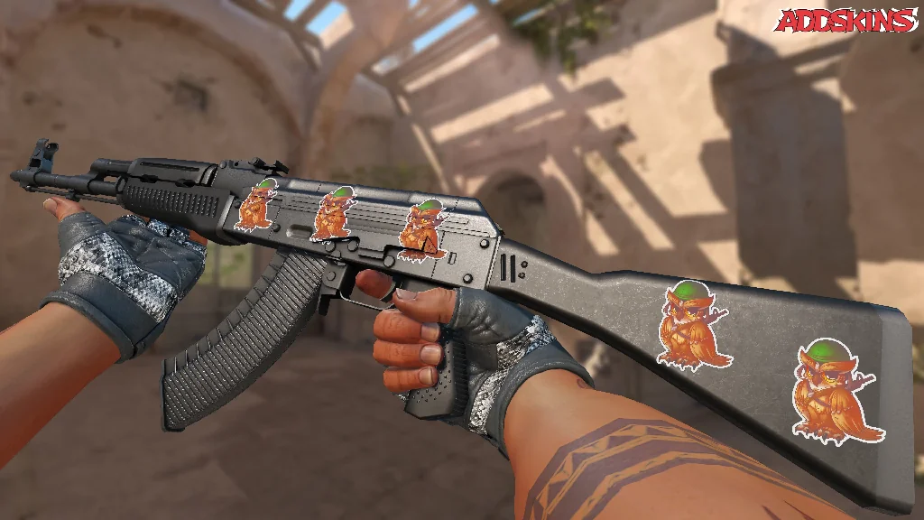 Sticker | Warowl inspecting