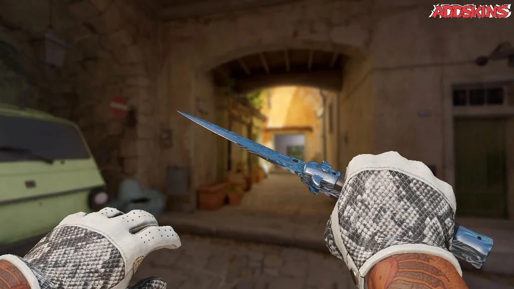 ★ Stiletto Knife | Damascus Steel holding